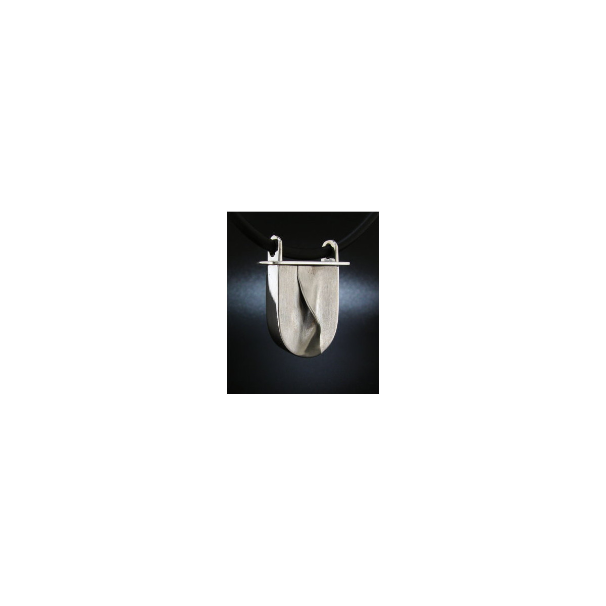 Container Necklace - C308
