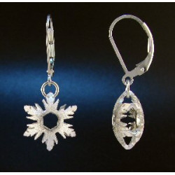 F135 - Small Puffed Snowflake Earrings