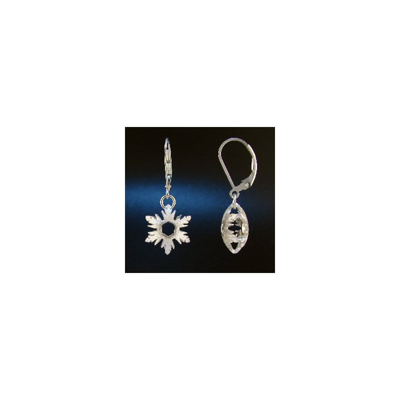 F135 - Small Puffed Snowflake Earrings