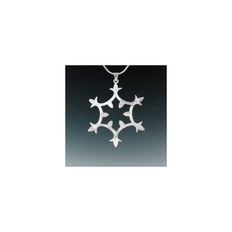 F137 - Large Snowflake Necklace