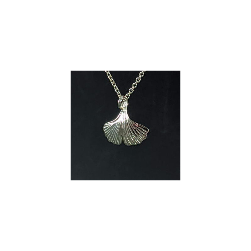 Small Ginkgo Leaf Pendant