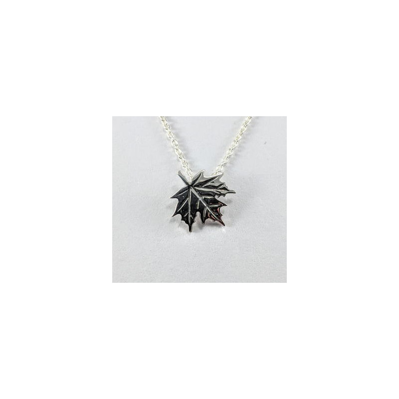 Small Maple Leaf Pendant