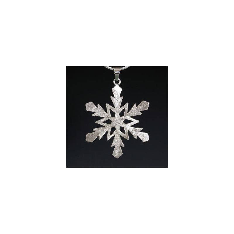 F140 - Medium Snowflake Necklace