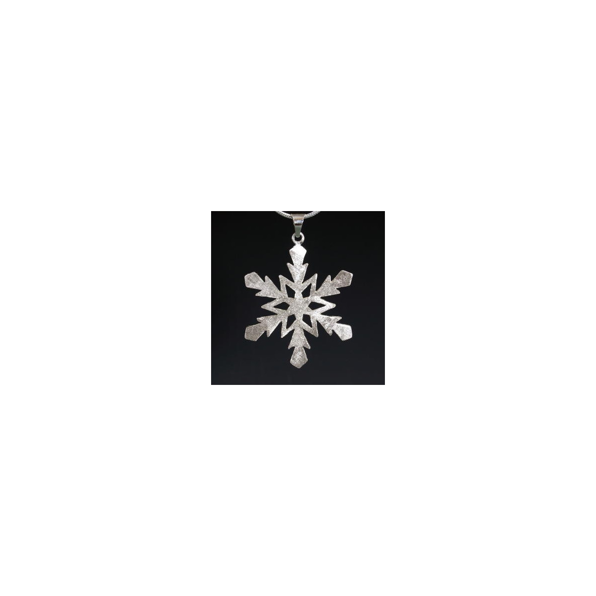 F140 - Medium Snowflake Necklace