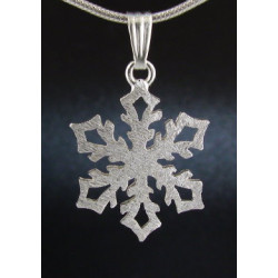 F130 - Small Snowflake Necklace