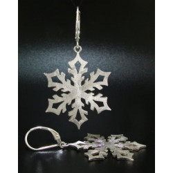 F130 - Medium Snowflake Earrings